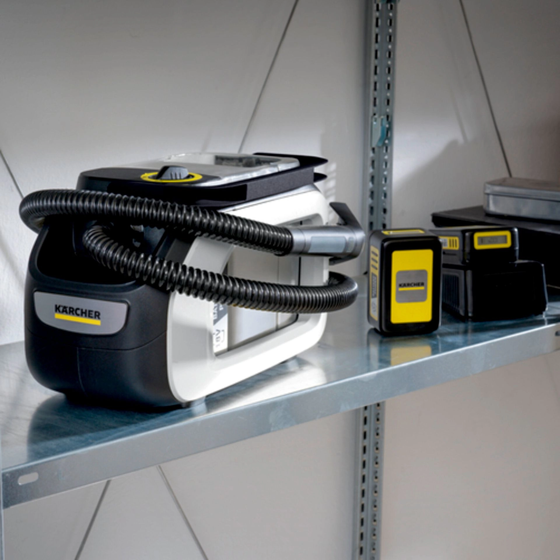 Čištění textilu s SE 3-18 Compact Home